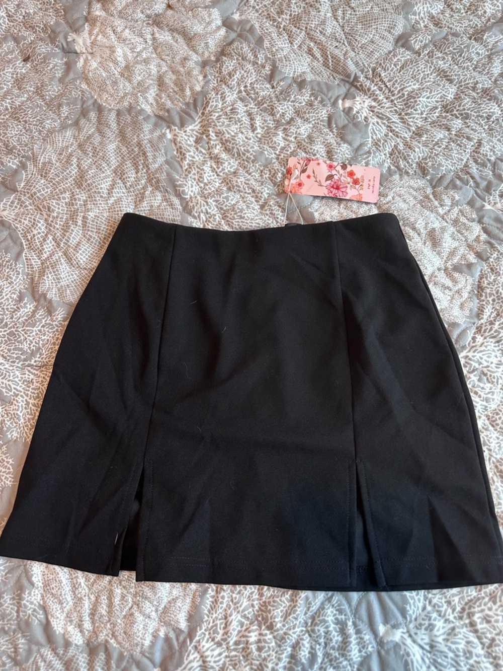 Classic Black Women's Mini Skirt - Sleek A-Line Style